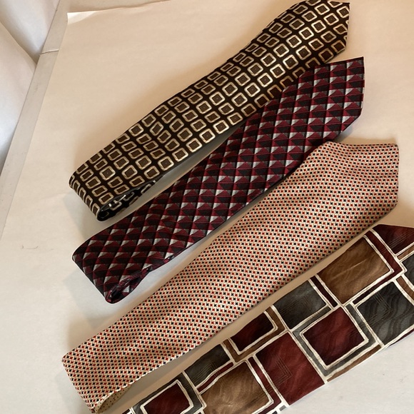 Assorted ties group of 4 - Picture 6 of 8